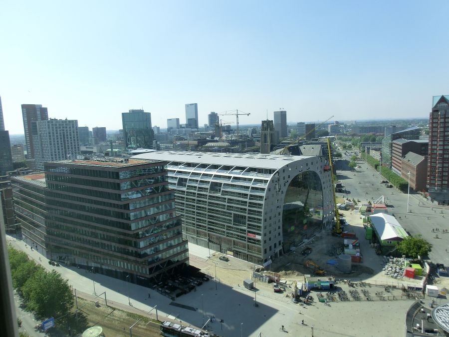 Neue Markthalle Rotterdam von oben