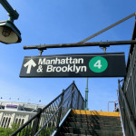 Aufgang zur oberirdischen Subway-Station "161 Street - Yankees Stadium Station" - Fahrtrichtung Manhattan & Brooklyn