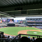 New York Yankees Stadium: Baseballfeld vom Main Level (2. Ebene) betrachtet