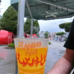 Ein echter Flaming Moe aus Moe's Taverne in Springfield (Limonade mit dampfendem Trockeneis).