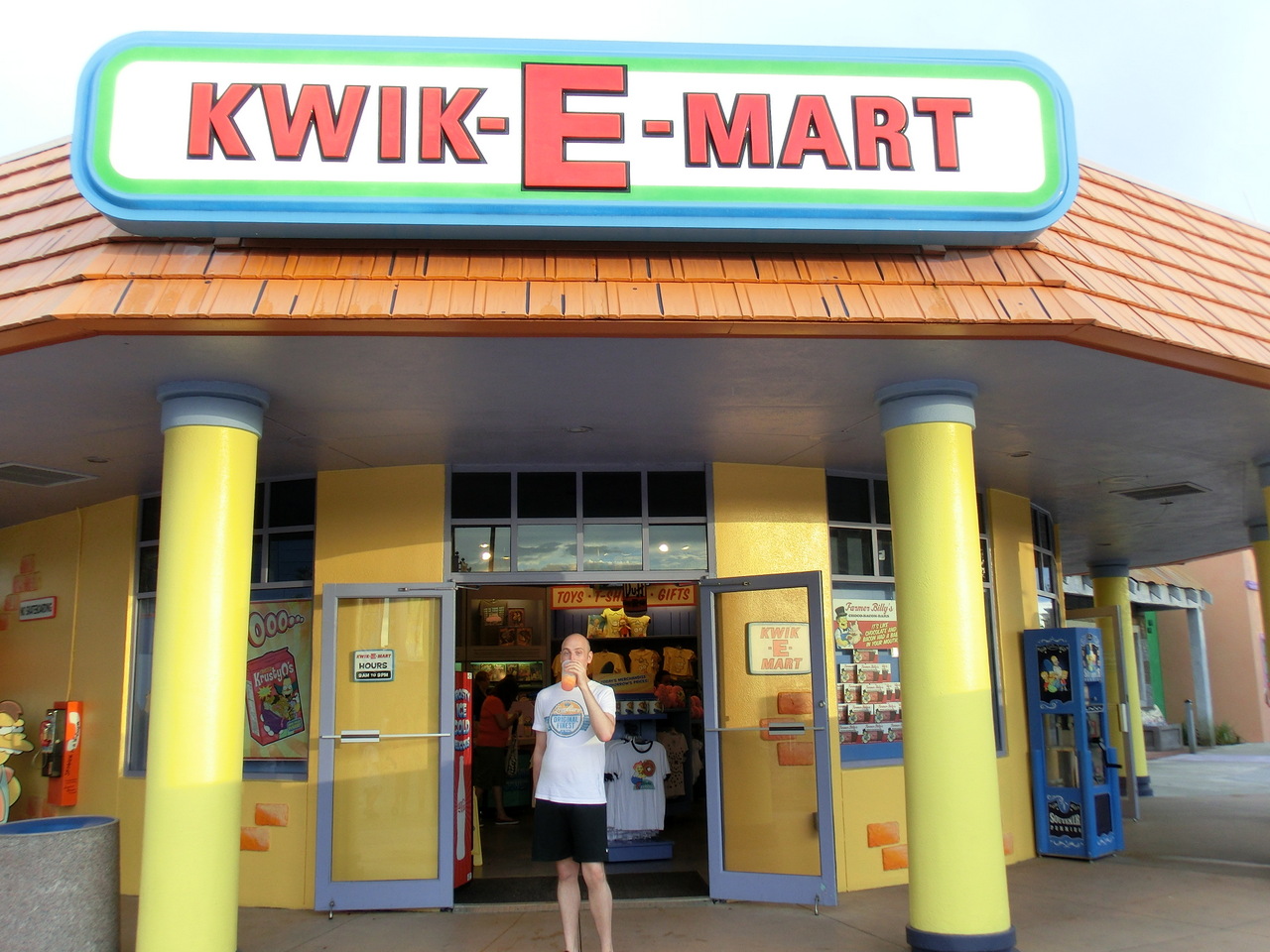 Der legendäre Kwik-E-Mart in Springfield - Nachbau in den Universal Studios Florida