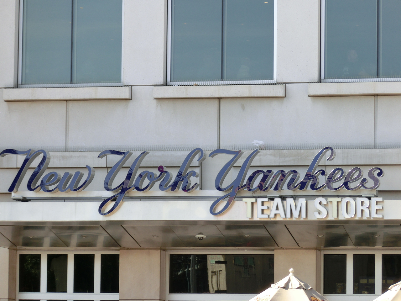 Team Store: Der Fan Store am New York Yankees Stadion