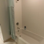 Badewanne in der Studio Suite der Dharma Home Suite - 70 Greene Street Jersey City